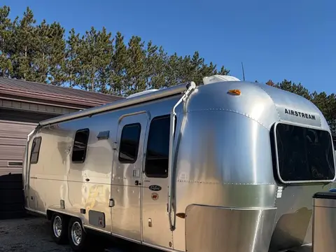 2005 Airstream Safari 25’ rear twin 25 ft — photo 2