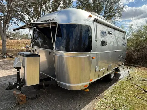 2019 Airstream Flying Cloud — photo 2
