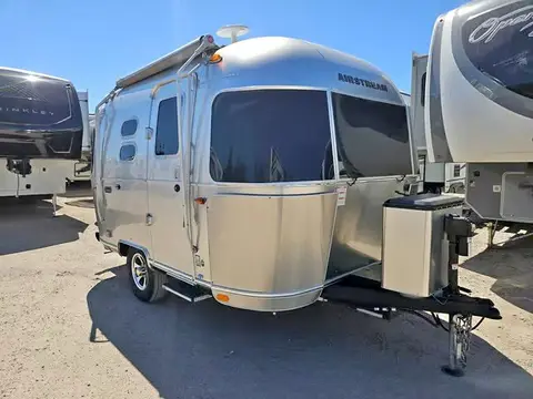 2022 Airstream Caravel 16RB — photo 1