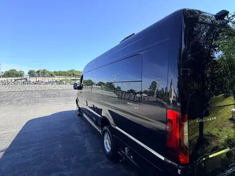 2023 Airstream Interstate e — photo 4