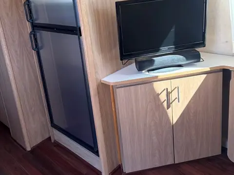 2005 Airstream Safari 25’ rear twin 25 ft — photo 5