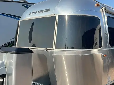 2019 Airstream Classic 30RD — photo 1