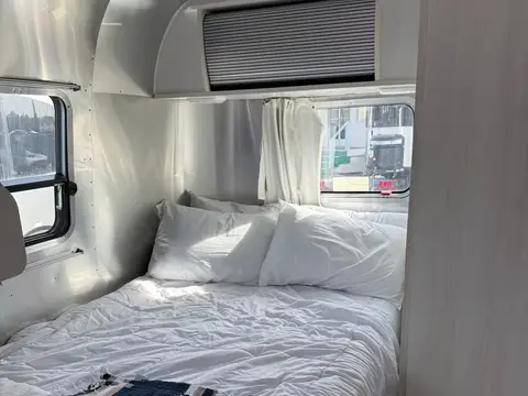 2021 Airstream Bambi 19CB — photo 5