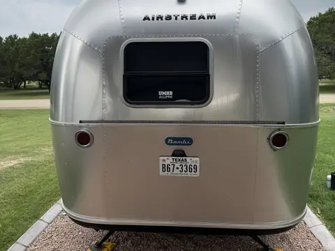 2024 Airstream Bambi 22FB — photo 4