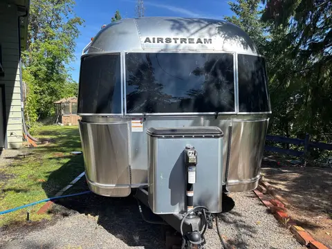 2023 Airstream Flying Cloud 23FB — photo 3