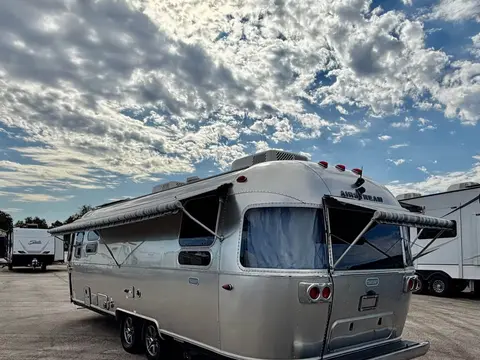 2023 Airstream Pottery Barn Special 28RB — photo 3