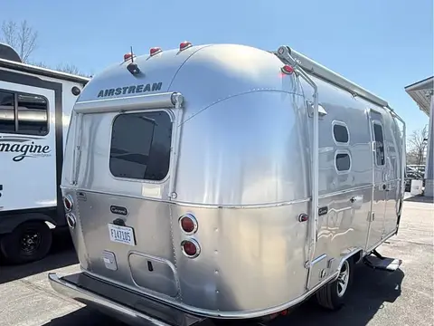 2023 Airstream Caravel 20FB — photo 4