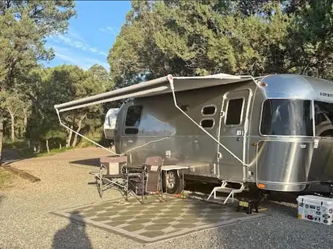 2023 Airstream Flying Cloud 25RB — photo 1