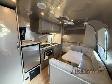 2026 Airstream Caravel 20FB — photo 4