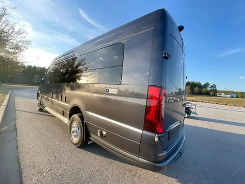 2026 Airstream Interstate 24GL — photo 2