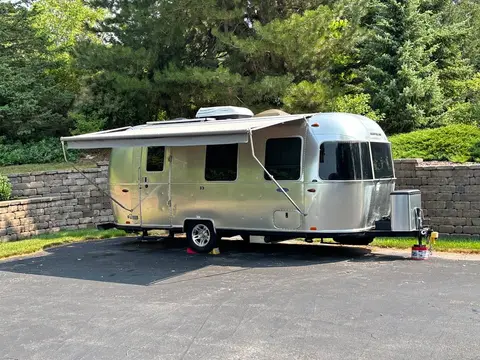 2019 Airstream Sport 22FB — photo 1