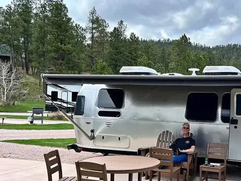 2019 Airstream International Signature 28 ft — photo 1