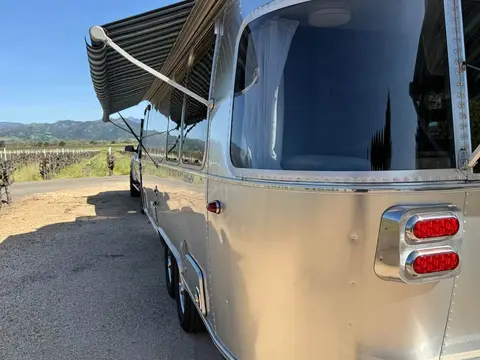 2023 Airstream International Twin 25 ft — photo 4