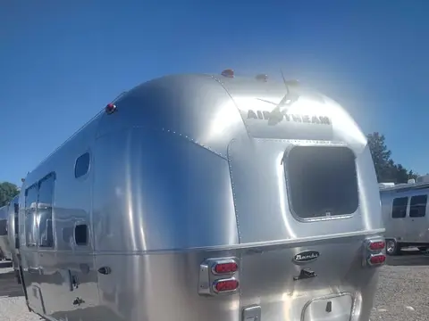 2016 Airstream Flying Cloud 20FB — photo 3