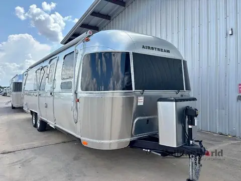 2023 Airstream Flying Cloud 30FB Office; office — photo 1