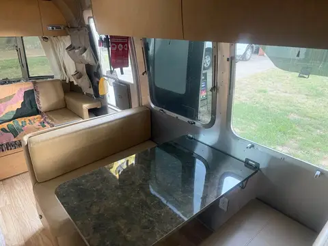 2016 Airstream Flying Cloud — photo 5