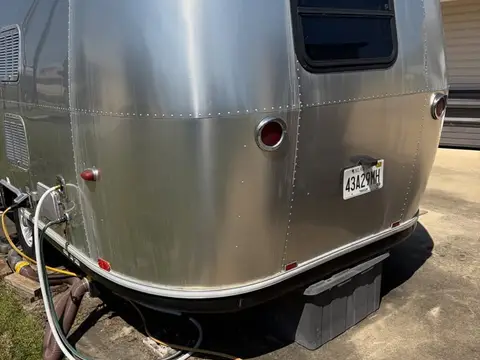 2009 Airstream Sport — photo 4