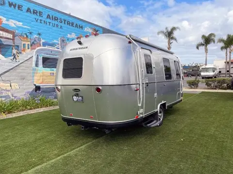 2019 Airstream Bambi — photo 3