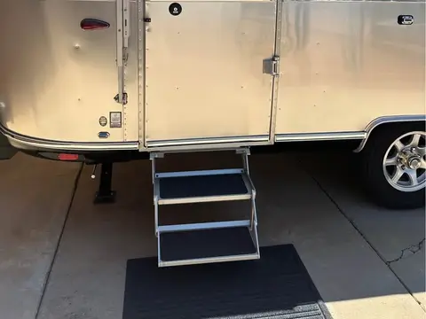 2023 Airstream Flying Cloud — photo 2