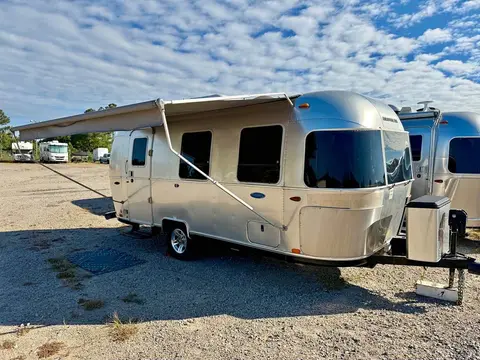 2017 Airstream Sport 22FB — photo 1