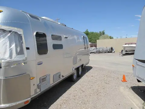 2005 Airstream International — photo 2