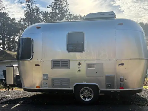 2018 Airstream Bambi — photo 2