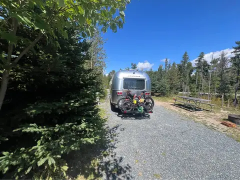 2024 Airstream Classic 33FB Twin — photo 5
