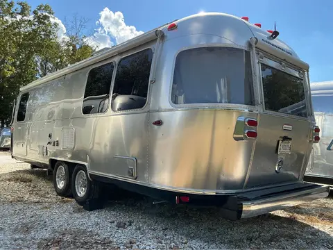 2021 Airstream International 27FB; — photo 5