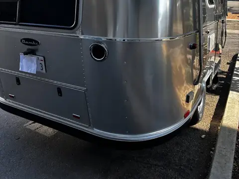 2017 Airstream Bambi 16RB — photo 5