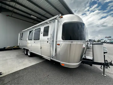 2019 Airstream International Serenity — photo 2