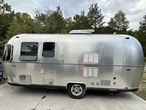 2017 Airstream Bambi 22FB — photo 1
