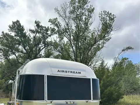 2005 Airstream International — photo 2