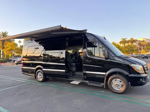 2014 Airstream Interstate Lounge EXT — photo 2