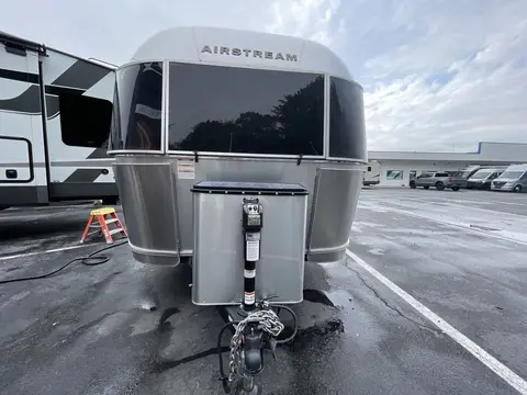 2023 Airstream Caravel 22FB — photo 2