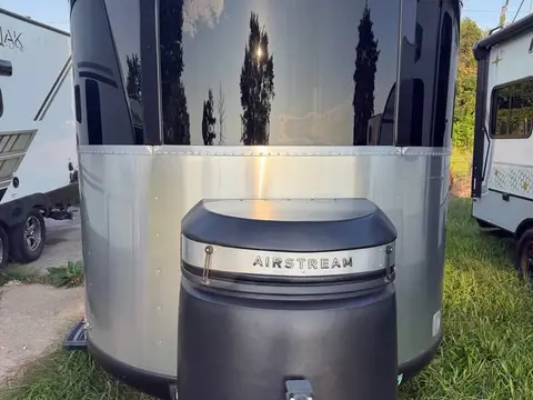 2017 Airstream Basecamp — photo 1