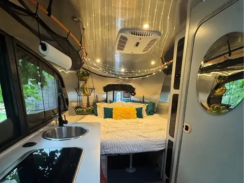 2021 Airstream Basecamp X — photo 2