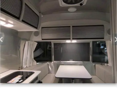 2018 Airstream Bambi 16 ft — photo 3