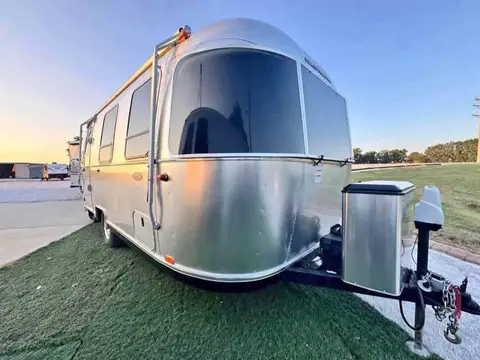2019 Airstream Bambi — photo 1