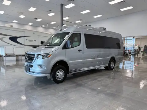 2025 Airstream Interstate GT e; — photo 3