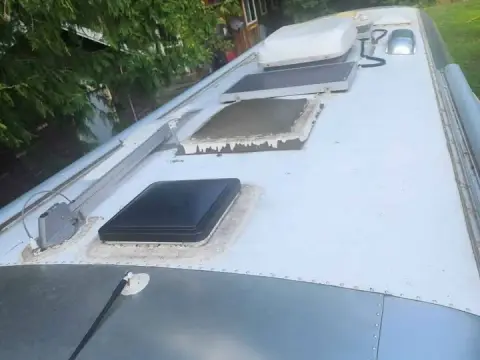 2005 Airstream Safari LS Slide Out 28SO — photo 4