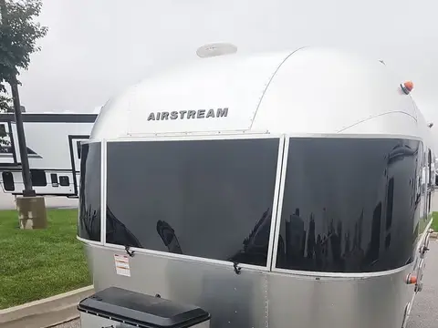 2024 Airstream Bambi 16RB 16 ft 4 in — photo 5