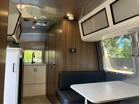 2022 Airstream Caravel 20FB — photo 3
