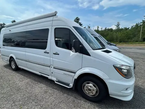 2016 Airstream Interstate 24GT — photo 2