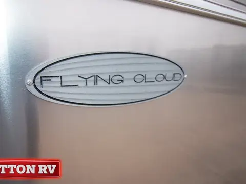 2017 Airstream Flying Cloud 23FB — photo 3