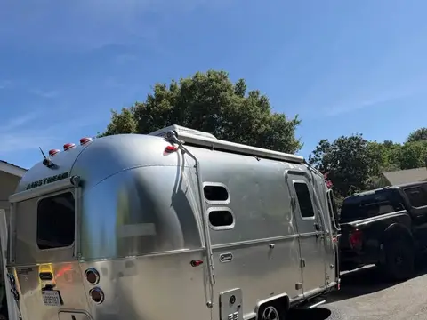 2021 Airstream Caravel — photo 2
