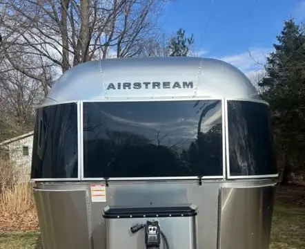 2023 Airstream Caravel 22FB — photo 3