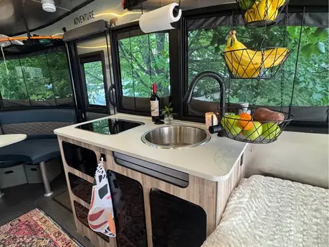 2021 Airstream Basecamp X — photo 4