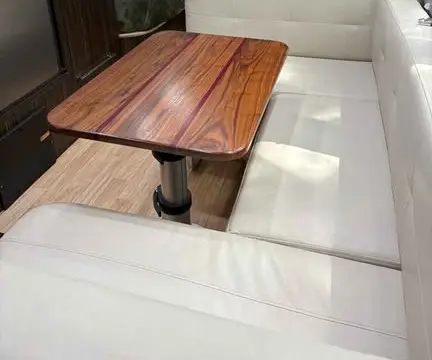 2017 Airstream International 23FB twin — photo 3