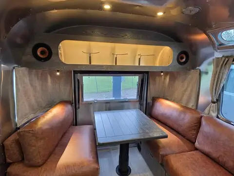 2027 Airstream Stetson + 6666 Special Edition — photo 3