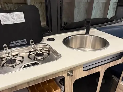 2021 Airstream Basecamp X — photo 3